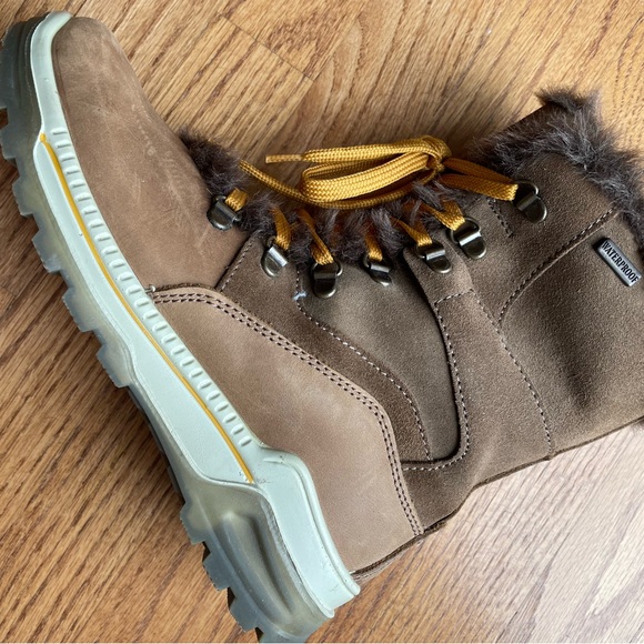 Sorel Alpine Design Waterproof Boots Size 7.5 ✨ Like New ✨ - Picture 3 of 10